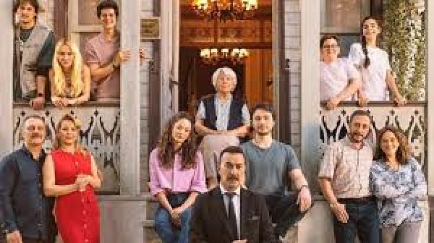 مسلسل السعادة العائلية مترجم ماي سيما